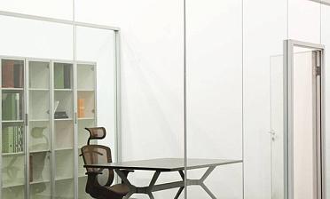 Стеклянные перегородки в офис купить в Уфе
