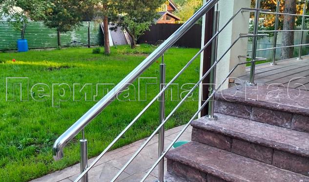 Перила с тремя ригелями в Уфе. Готовые проекты ПерилаГлавСнаб