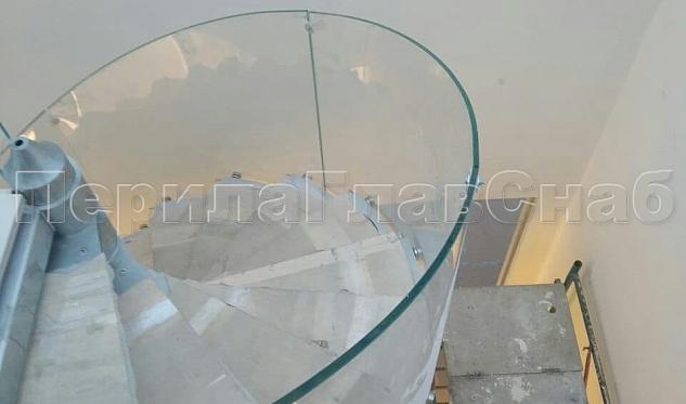 Гнутое стекло в Уфе. Готовые проекты ПерилаГлавСнаб