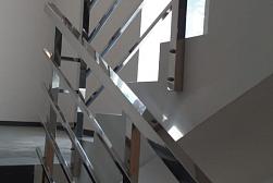 Перила для лестниц из металла в Уфе. Готовые проекты ПерилаГлавСнаб - фото 14